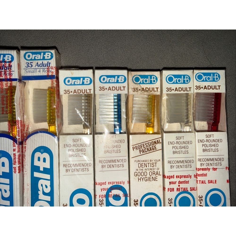 Oral-B Soft Brush - 35 Adult Small‎ 4 ROW Toothbrush Lot of 7 Soft End-Rounded - Picture 3 of 4